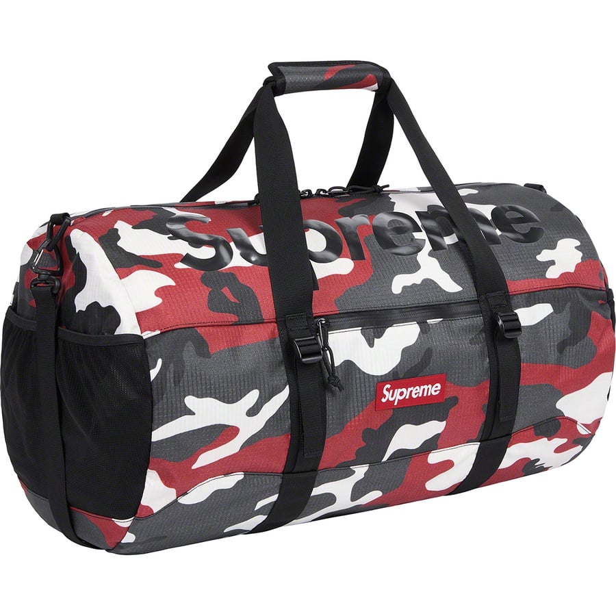 Details on Duffle Bag Red Camo from spring summer
                                                    2021 (Price is $148)