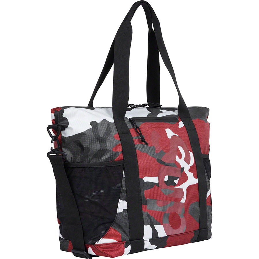 Details on Zip Tote Red Camo from spring summer
                                                    2021 (Price is $118)