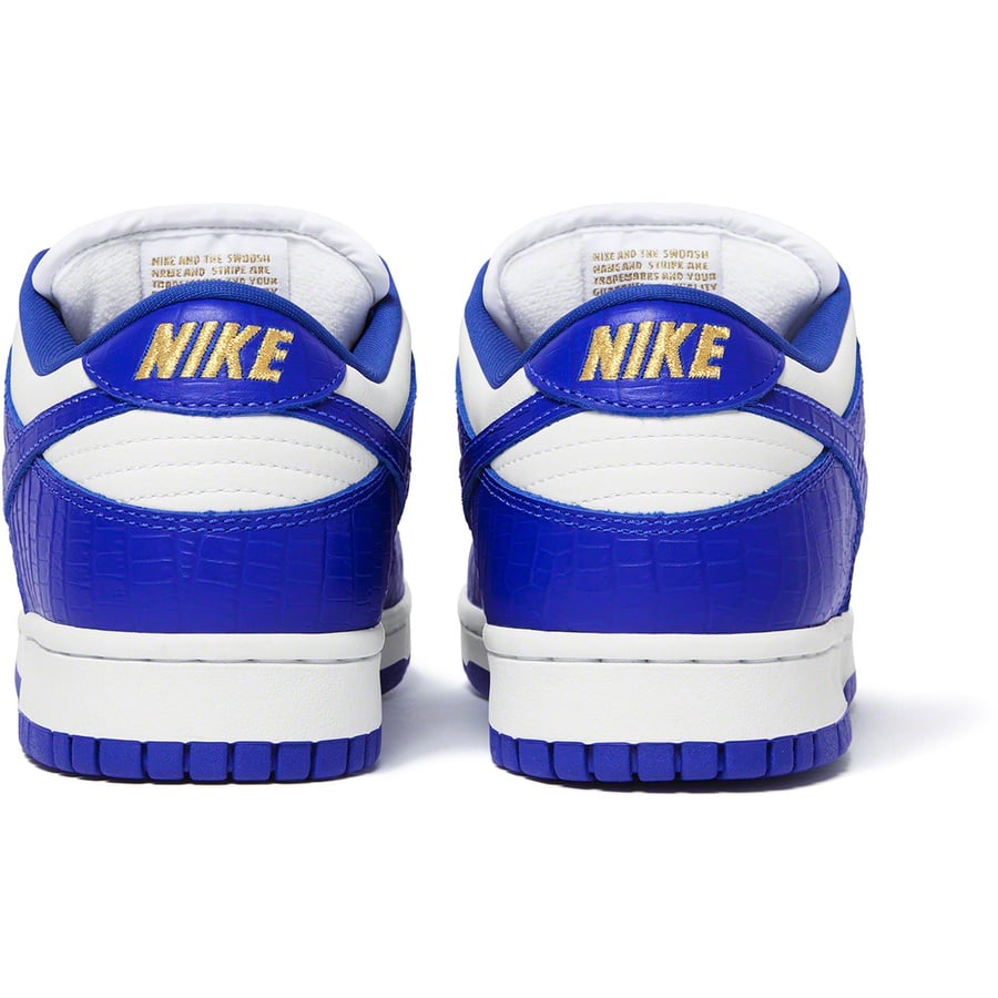 Details on Supreme Nike SB Dunk Low Blue from spring summer
                                                    2021 (Price is $110)