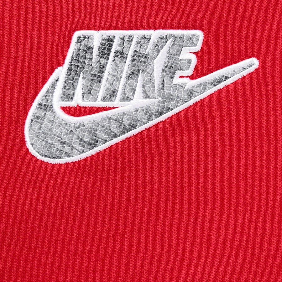 Details on Supreme Nike Cargo Sweatpant Red from spring summer
                                                    2021 (Price is $138)