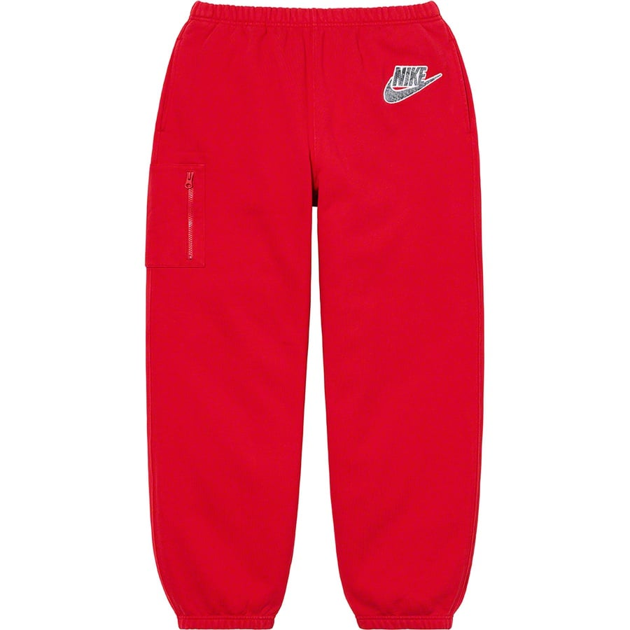 Details on Supreme Nike Cargo Sweatpant Red from spring summer
                                                    2021 (Price is $138)