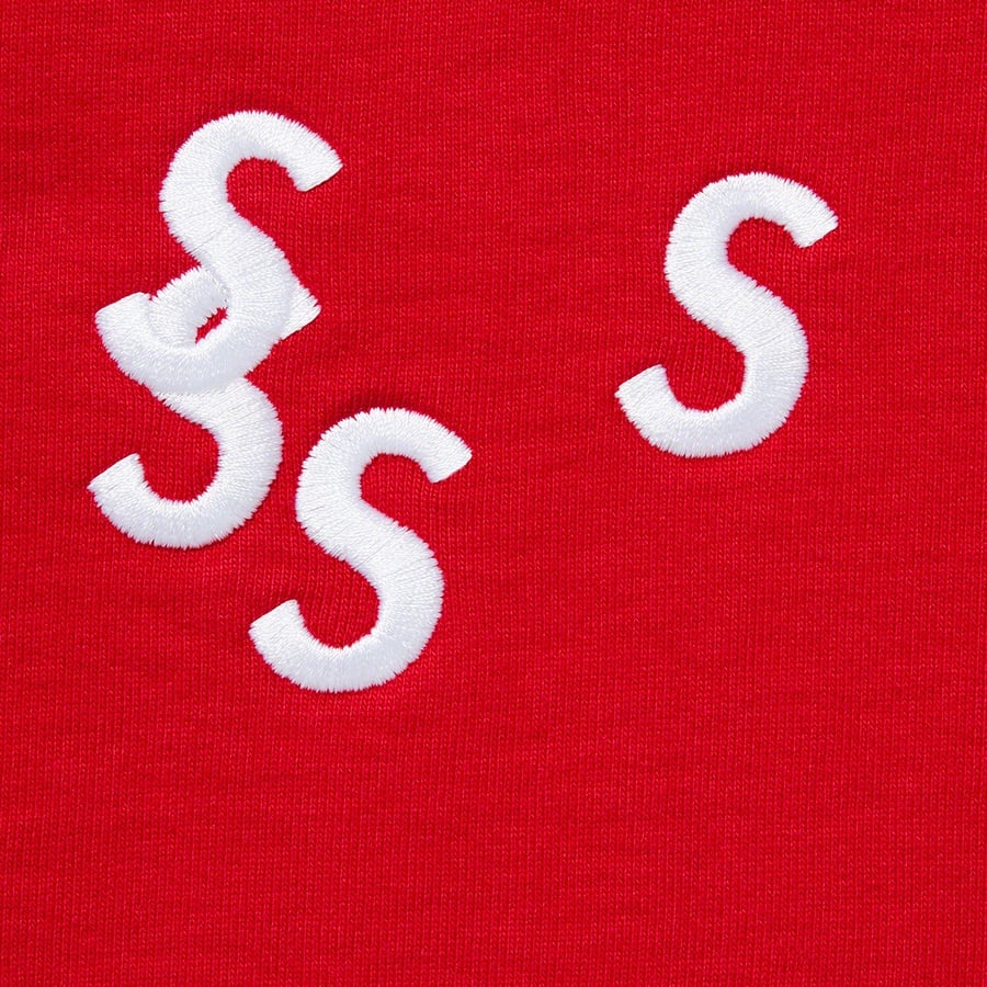 Details on Embroidered S Sweatshort Red from spring summer
                                                    2021 (Price is $118)