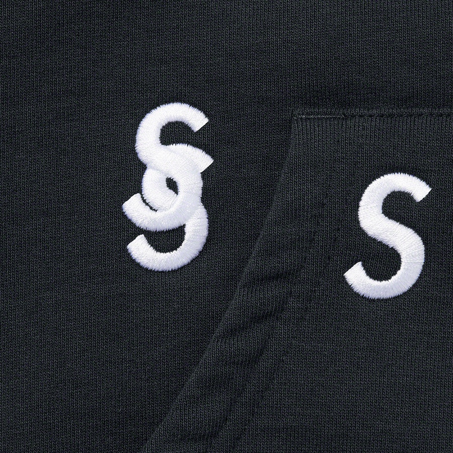 Details on Embroidered S Hooded Sweatshirt Navy from spring summer
                                                    2021 (Price is $158)