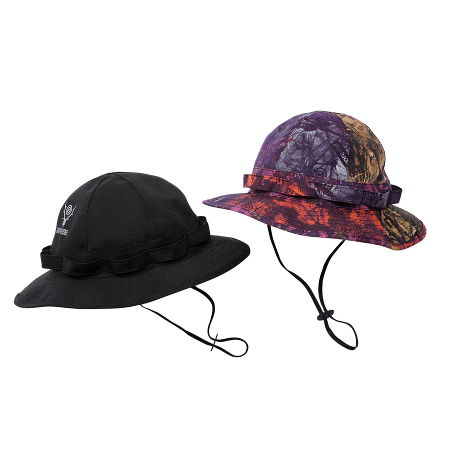 Details on Supreme SOUTH2 WEST8 Jungle Hat from spring summer
                                            2021 (Price is $68)