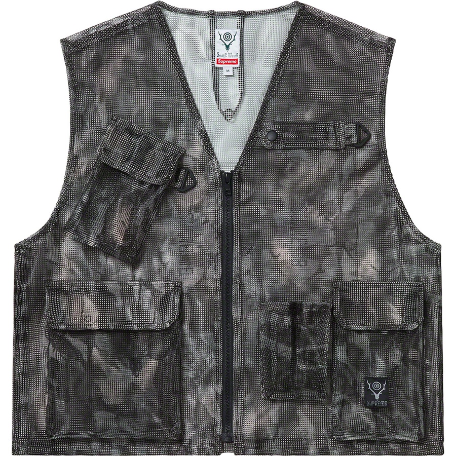 Details on Supreme SOUTH2 WEST8 Bush Vest Black from spring summer
                                                    2021 (Price is $218)