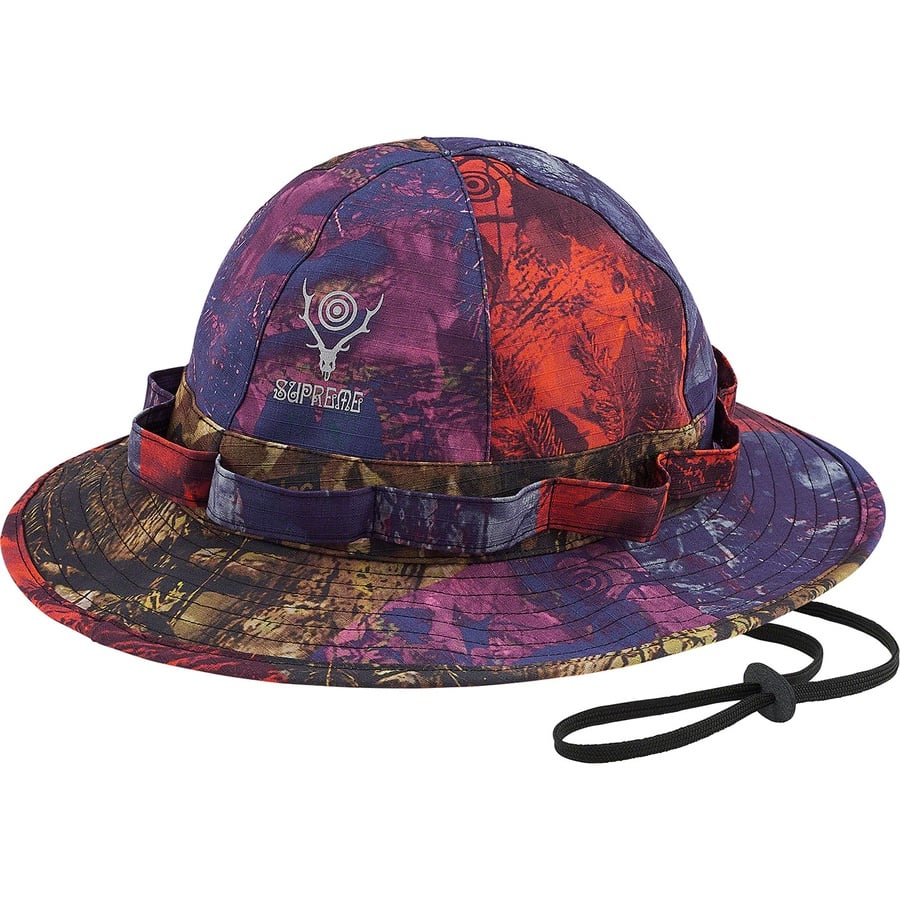 Details on Supreme SOUTH2 WEST8 Jungle Hat Camo from spring summer
                                                    2021 (Price is $68)