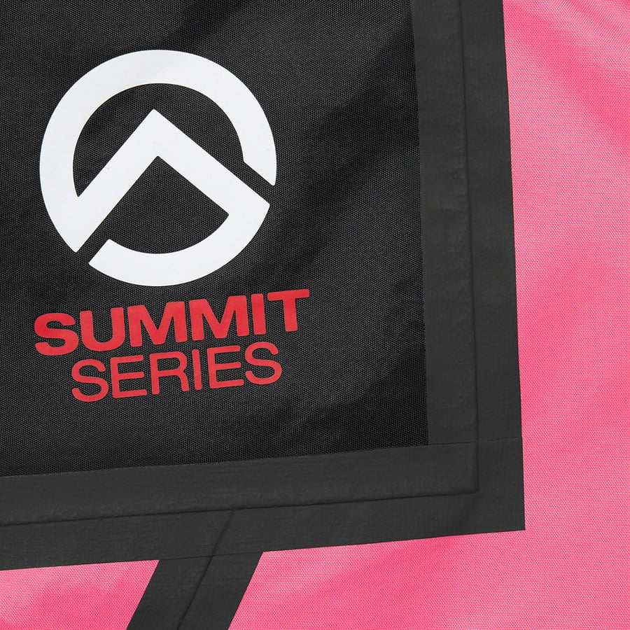 Details on Supreme The North Face Summit Series Outer Tape Seam Jacket Pink from spring summer
                                                    2021 (Price is $398)