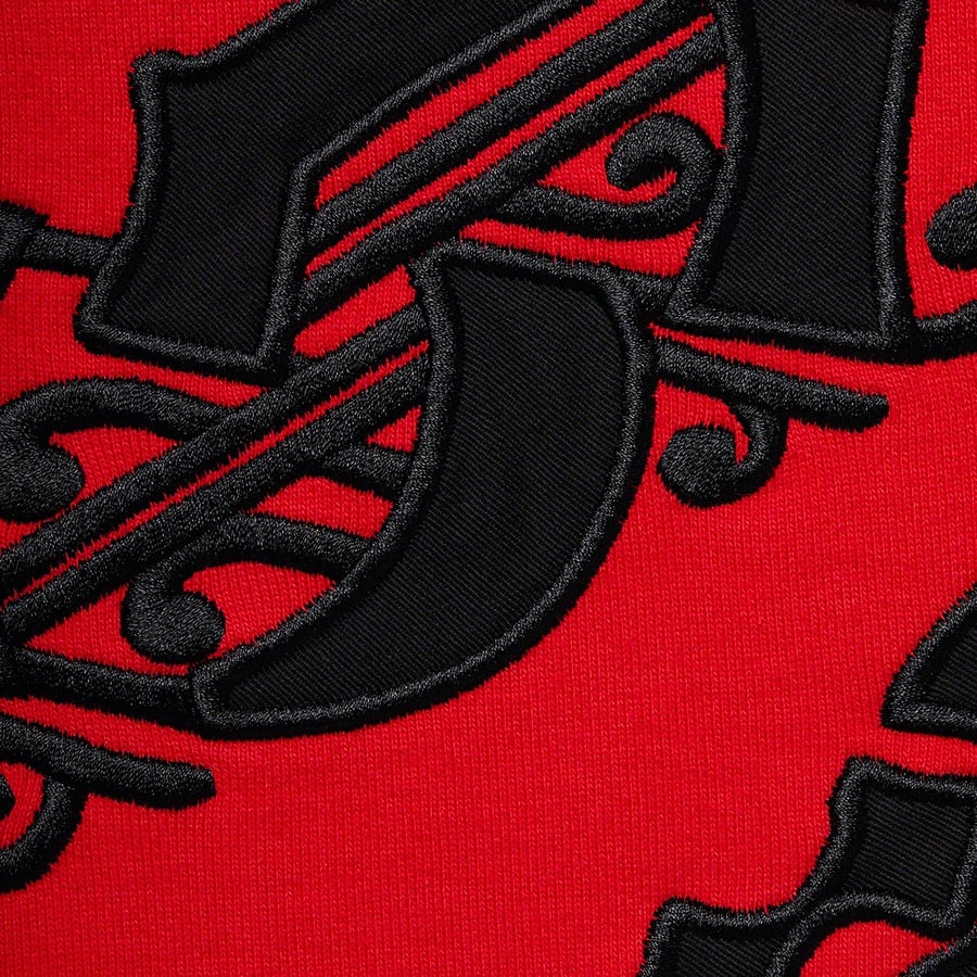 Details on Old English Wrap Hooded Sweatshirt Red from spring summer
                                                    2021 (Price is $158)