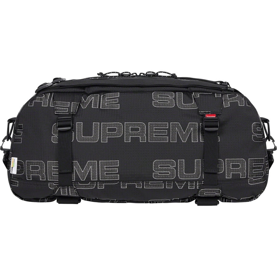 Details on Duffle Bag Black from fall winter
                                                    2021 (Price is $148)