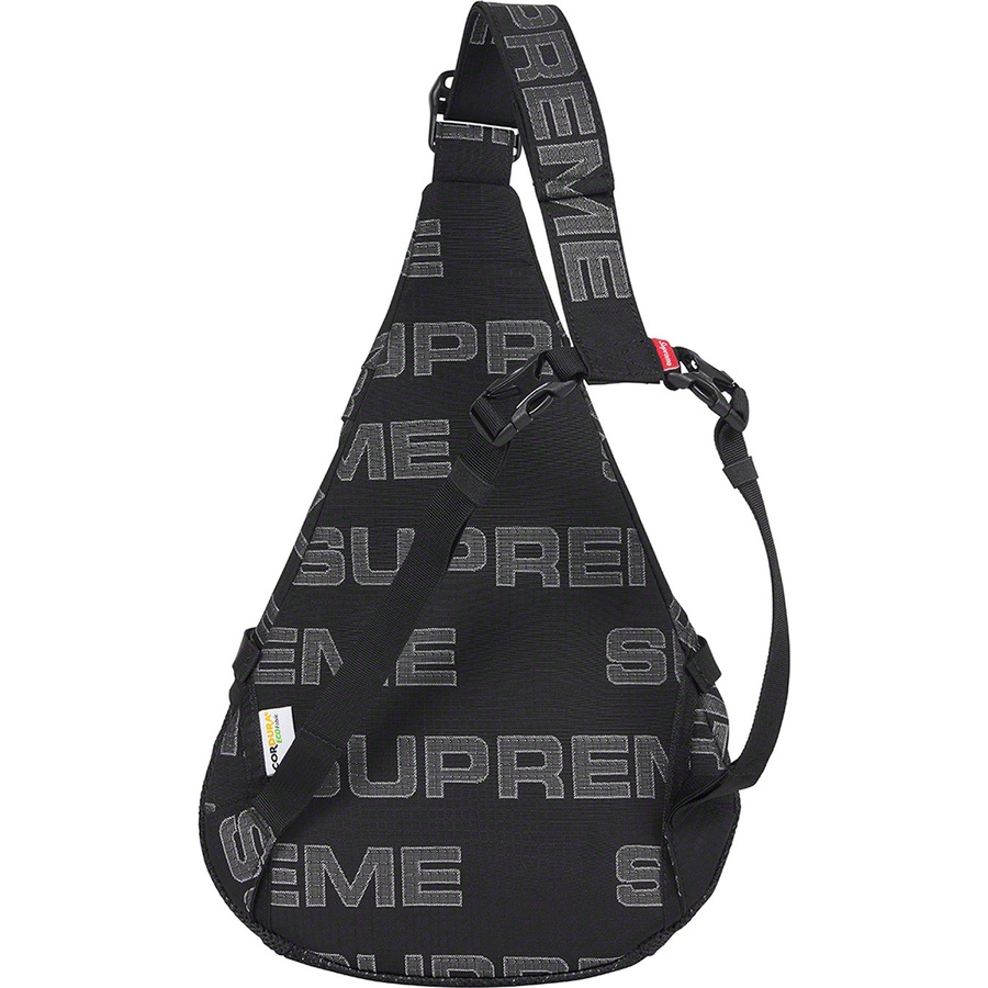 Details on Sling Bag Black from fall winter
                                                    2021 (Price is $78)