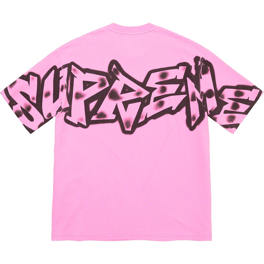 Details on Supreme New York Yankees™Airbrush S S Top Pink from fall winter
                                                    2021 (Price is $110)