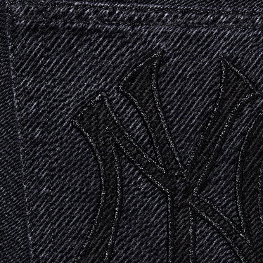 Supreme Supreme New York Yankees™Regular Jean (FW21) - Washed Black - $198