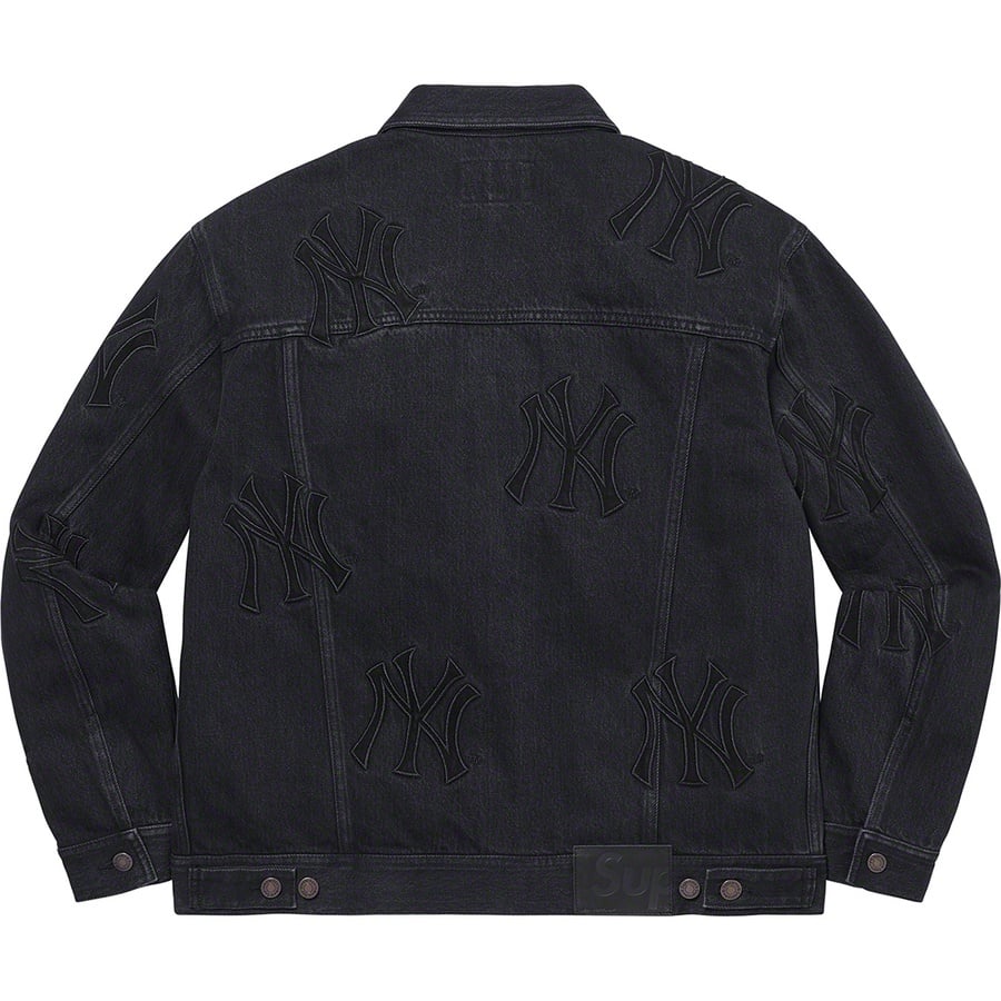 Details on Supreme New York Yankees™Denim Trucker Jacket Washed Black from fall winter
                                                    2021 (Price is $268)