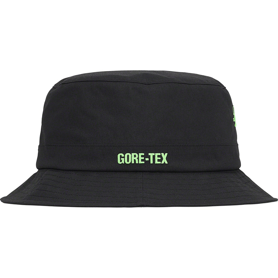 Details on GORE-TEX Tech Crusher Black from fall winter 2021 (Price is $60)