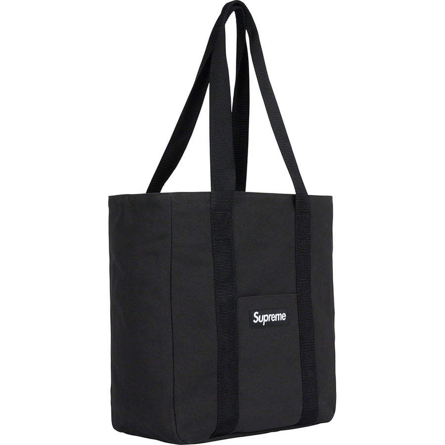 Details on Canvas Tote Black from fall winter
                                                    2021 (Price is $78)