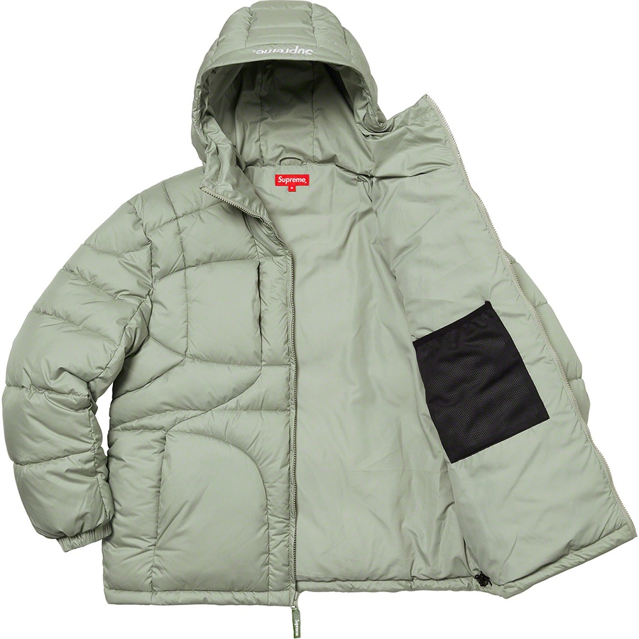 Details on Warp Hooded Puffy Jacket Sage from fall winter 2021 (Price is $298)