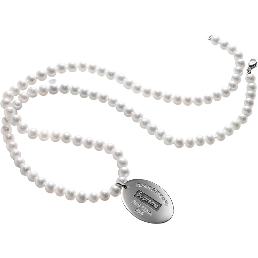 Supreme Supreme Tiffany & Co. Return to Tiffany Oval Tag Pearl Necklace for fall winter 21 season