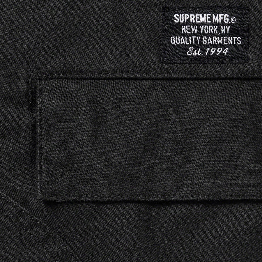 Details on Cargo Pant Black from fall winter 2021 (Price is $158)