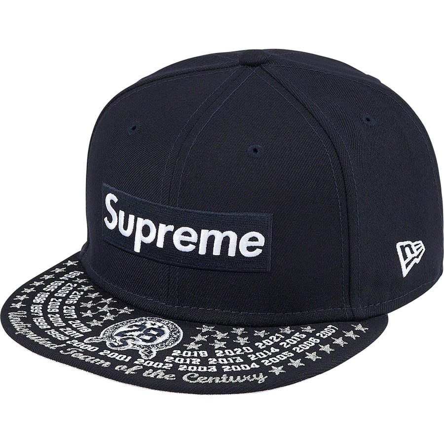 Supreme Undisputed Box Logo New Era (FW21) - Navy - $54