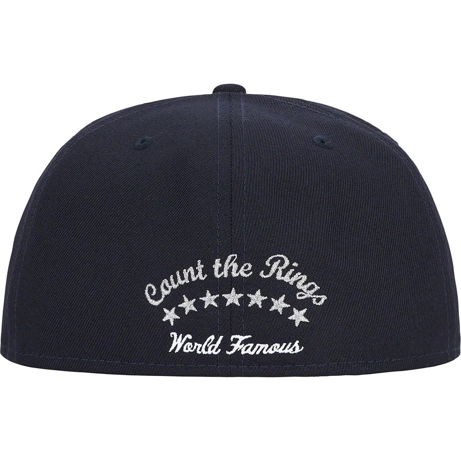 Supreme Undisputed Box Logo New Era (FW21) - Navy - $54