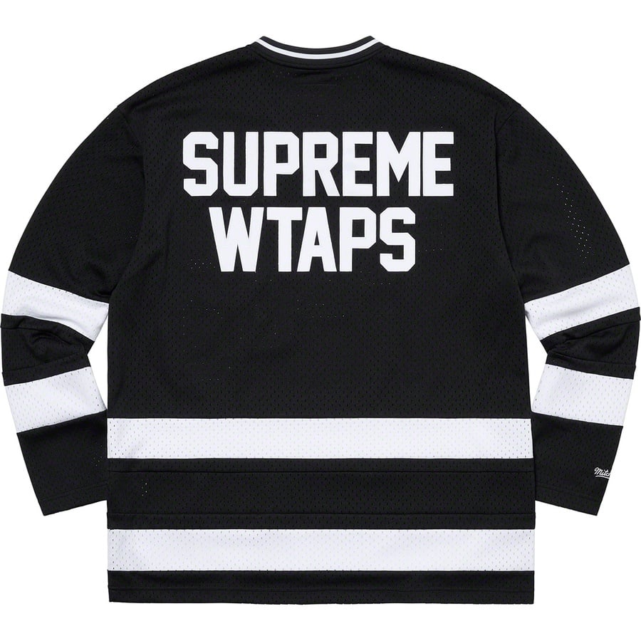 Details on Supreme WTAPS Mitchell & Ness Hockey Jersey Black from fall winter 2021 (Price is $148)