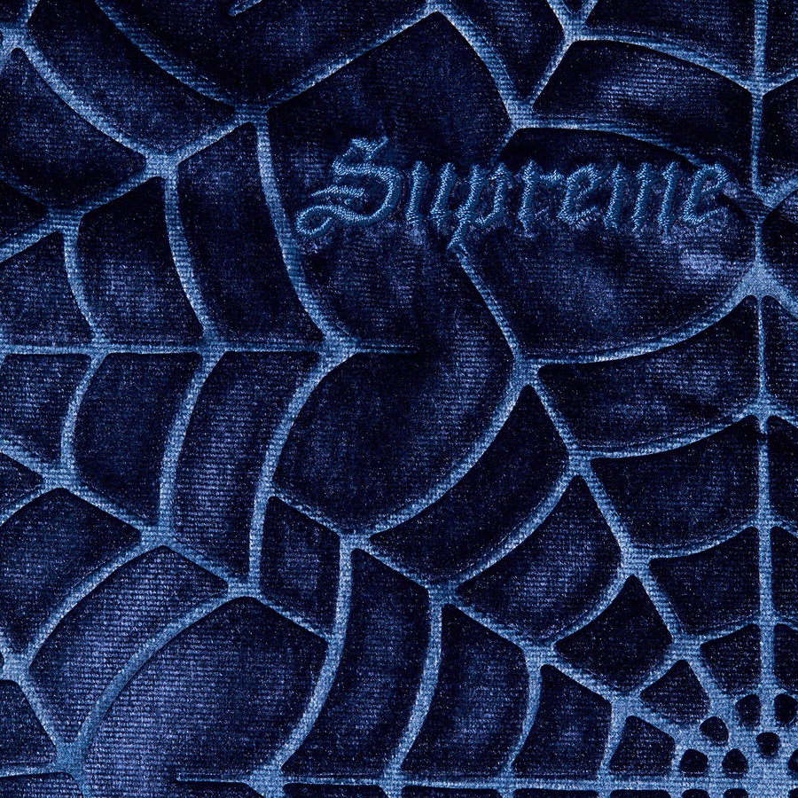 Details on Spider Web Velvet S S Shirt Navy from fall winter 2021 (Price is $138)