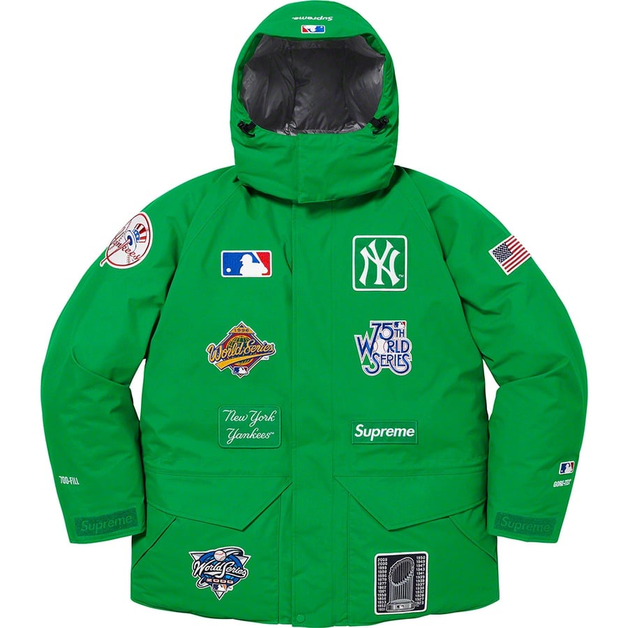 Details on Supreme New York Yankees™ GORE-TEX 700-Fill Down Jacket Green from fall winter
                                                    2021 (Price is $668)