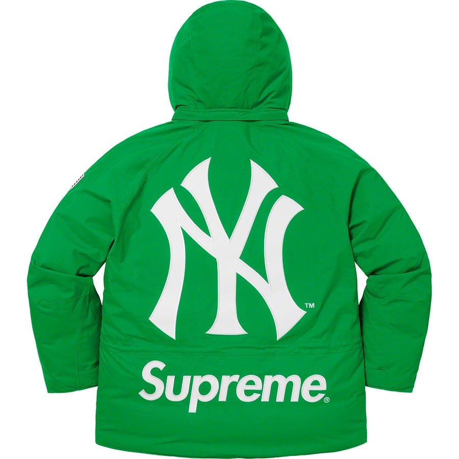 Details on Supreme New York Yankees™ GORE-TEX 700-Fill Down Jacket Green from fall winter
                                                    2021 (Price is $668)