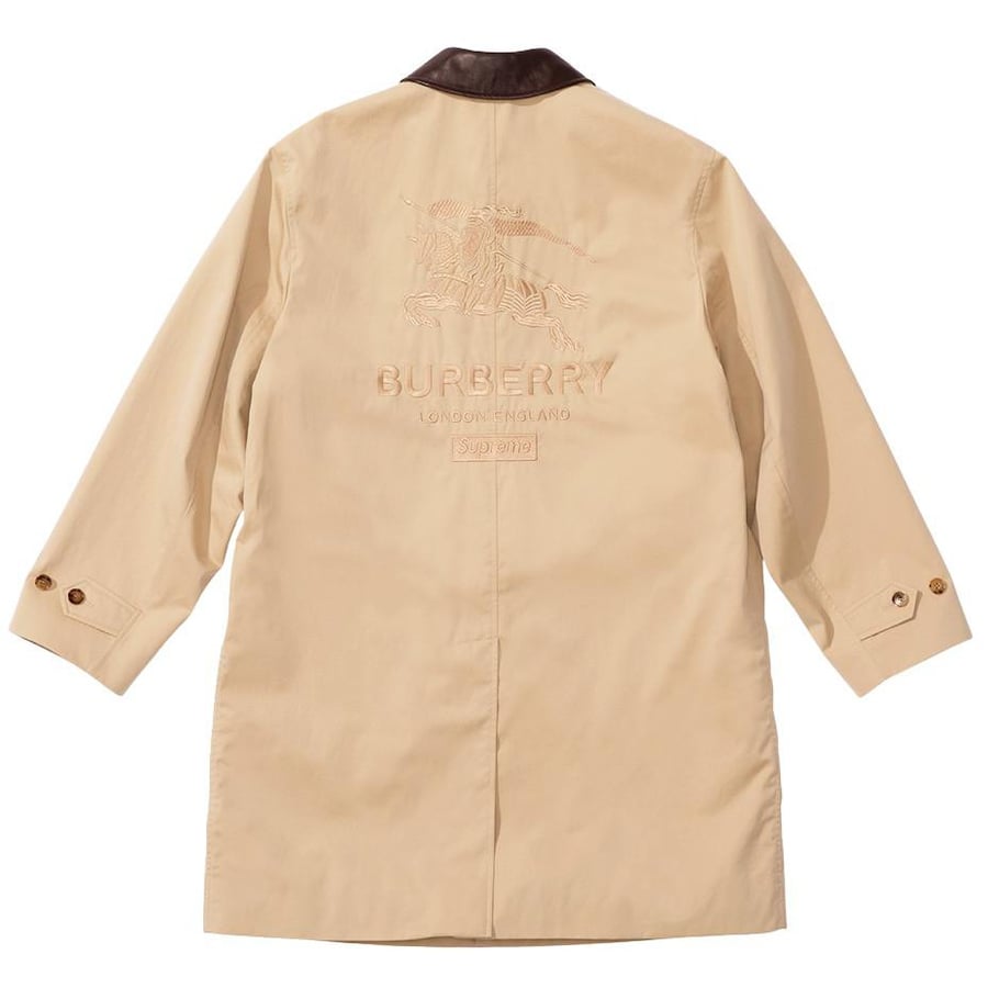 Details on Supreme Burberry Leather Collar Trench  from spring summer
                                                    2022 (Price is $998)
