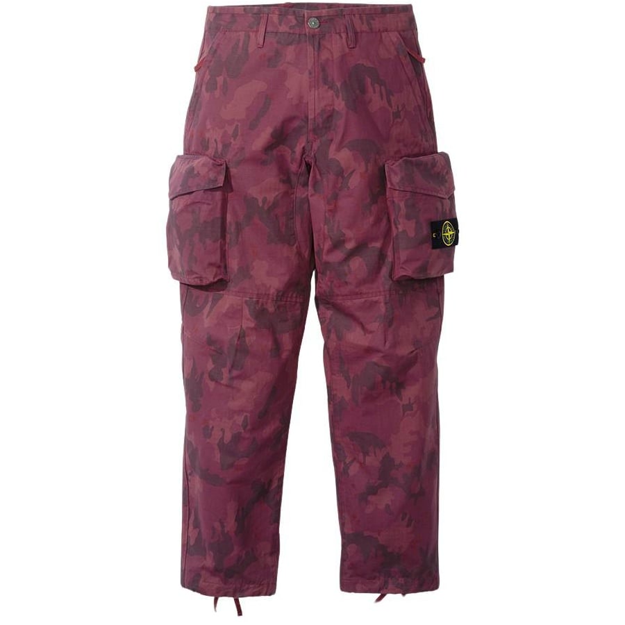 Details on Supreme Stone Island Reactive Ice Camo Ripstop Cargo Pant  from spring summer 2022 (Price is $448)
