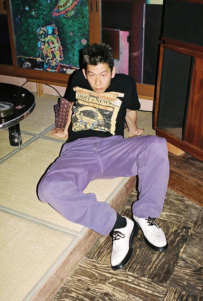 News Supreme®/Dr. Martens
