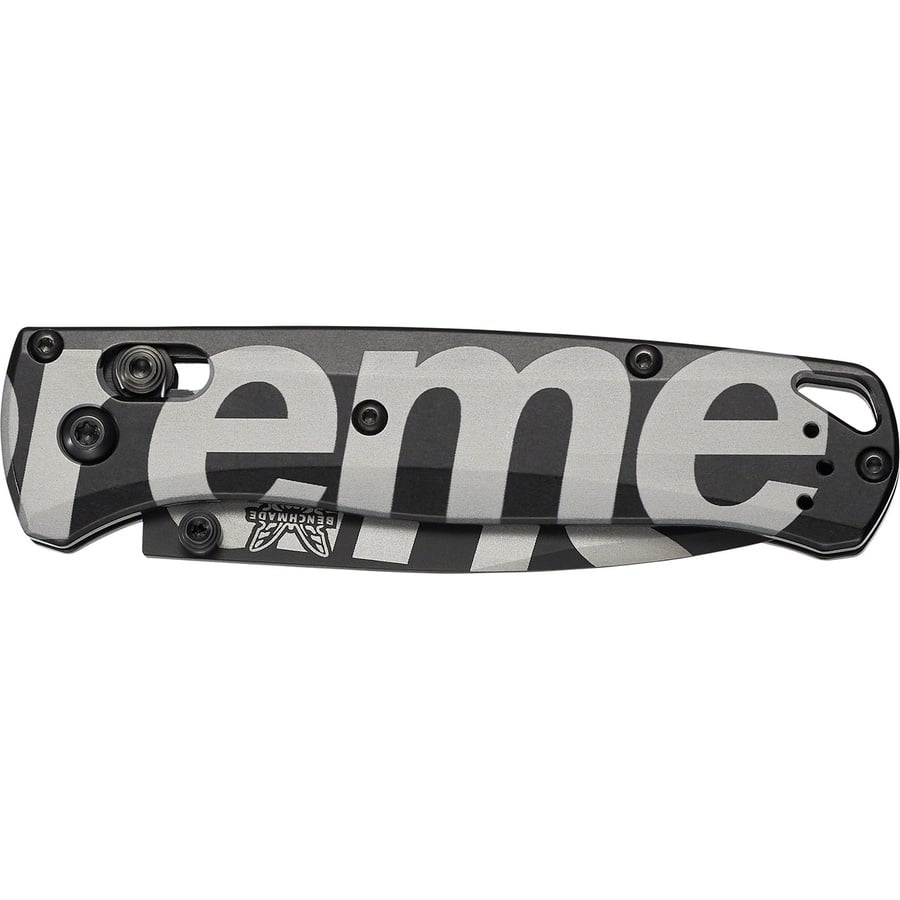 Details on Supreme Benchmade Bugout Knife Black from spring summer
                                                    2022 (Price is $298)