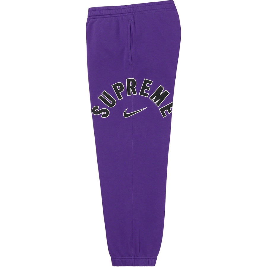 Details on Supreme Nike Arc Sweatpant Purple from spring summer 2022 (Price is $138)