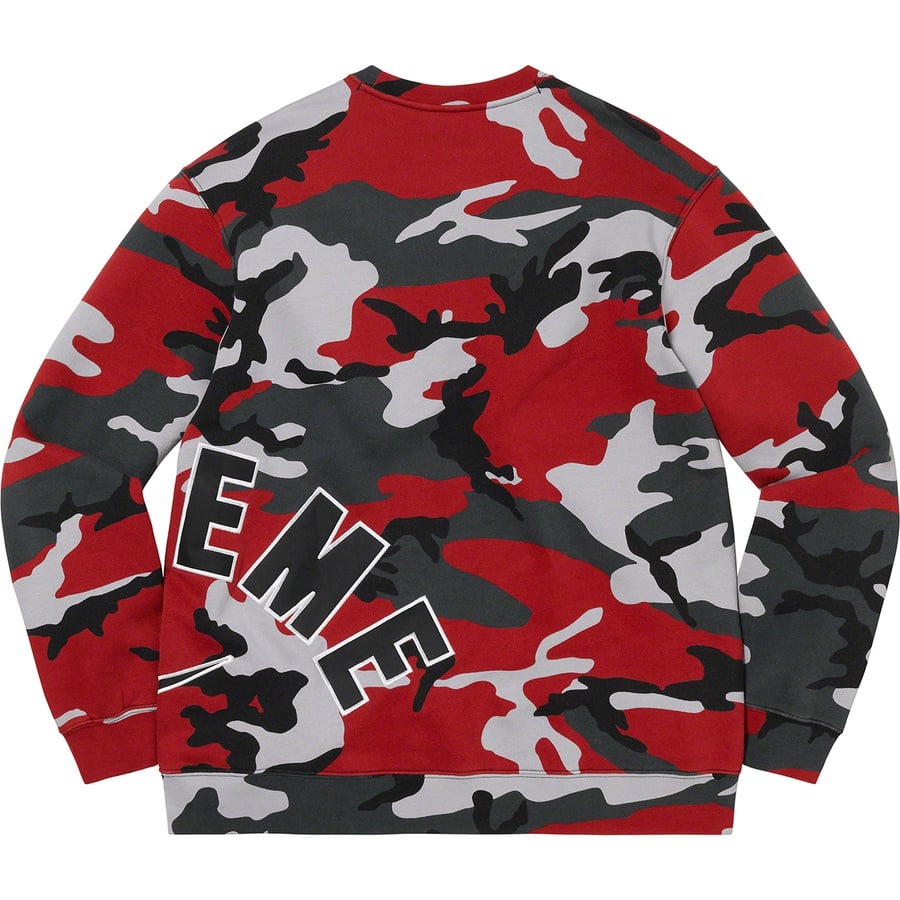 Details on Supreme Nike Arc Crewneck Red Camo from spring summer
                                                    2022 (Price is $138)