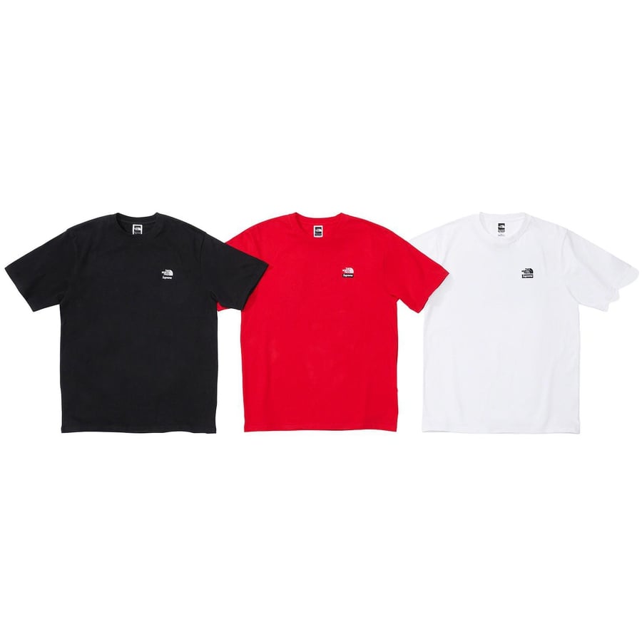 Details on Supreme The North Face Bandana Tee  from spring summer
                                                    2022 (Price is $58)