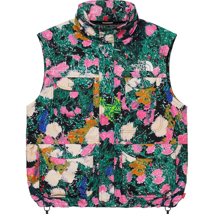 Details on Supreme The North Face Trekking Convertible Jacket Flowers from spring summer 2022 (Price is $298)