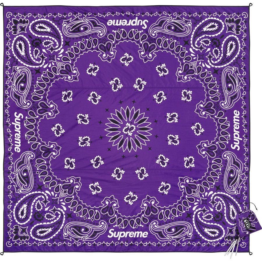 Details on Supreme ENO Islander™ Nylon Blanket Purple from spring summer
                                                    2022 (Price is $198)