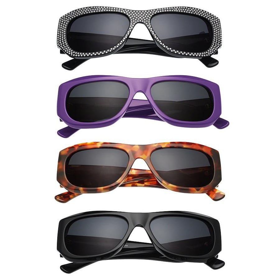 Details on Club Sunglasses from spring summer
                                            2022 (Price is $348)