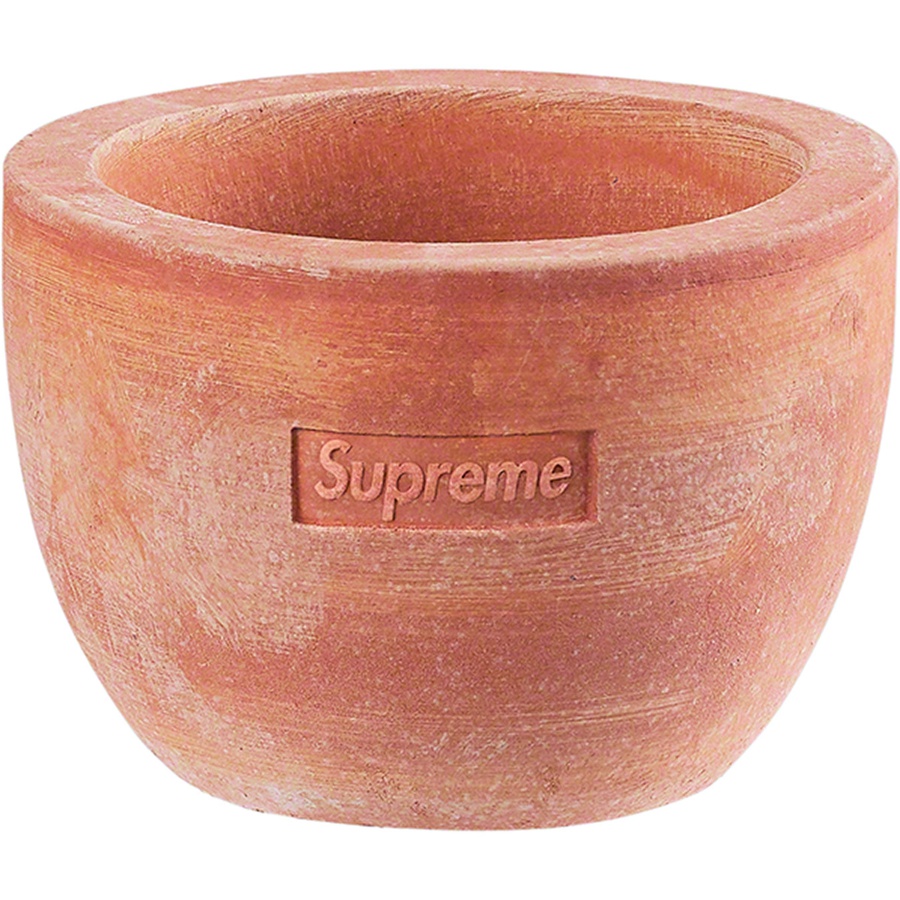 Details on Supreme Poggi Ugo Small Planter Terracotta from spring summer 2022 (Price is $48)