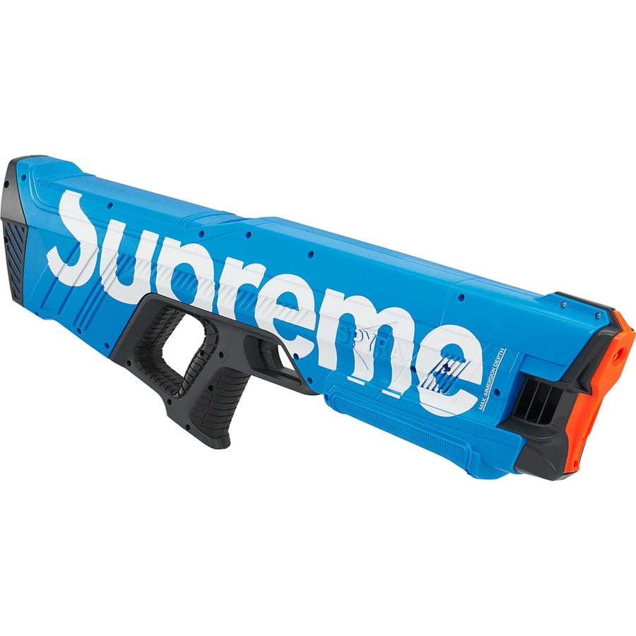 Details on Supreme SpyraTwo Water Blaster Blue from spring summer
                                                    2022 (Price is $228)