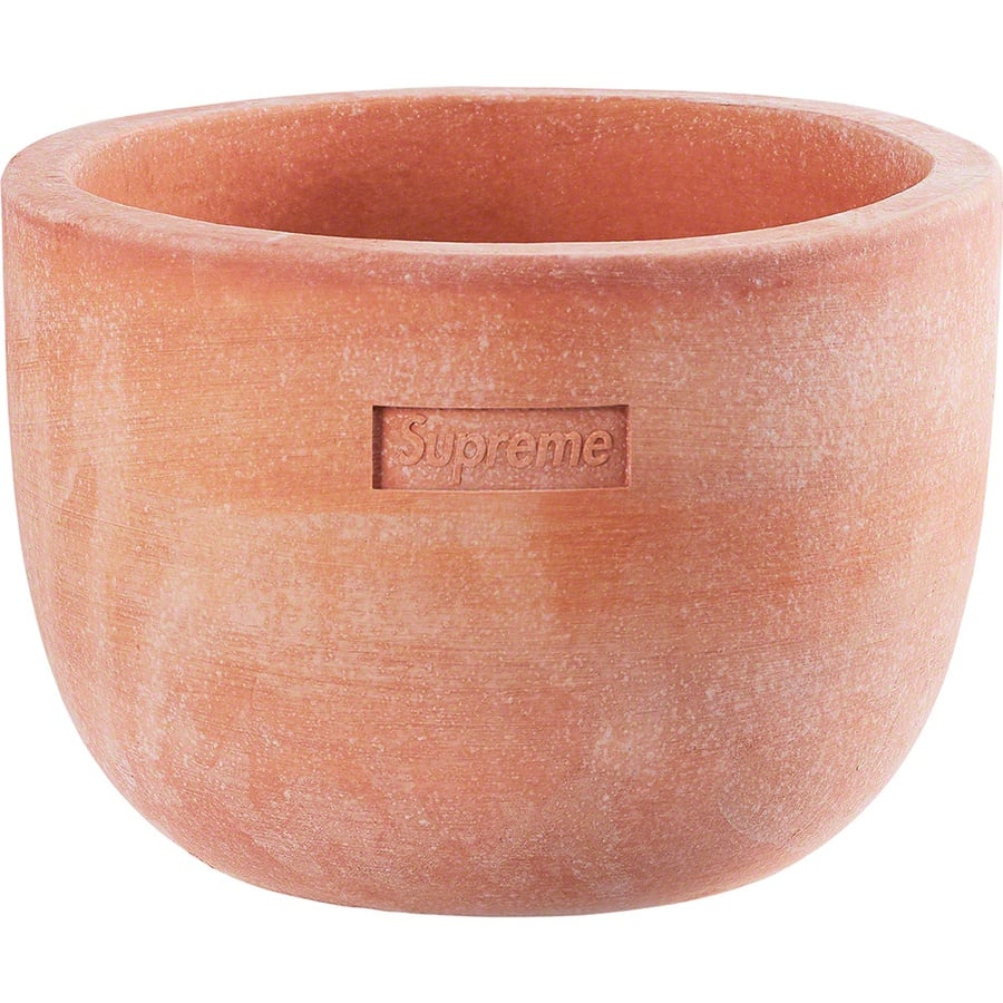 Details on Supreme Poggi Ugo Large Planter Terracotta from spring summer
                                                    2022 (Price is $118)