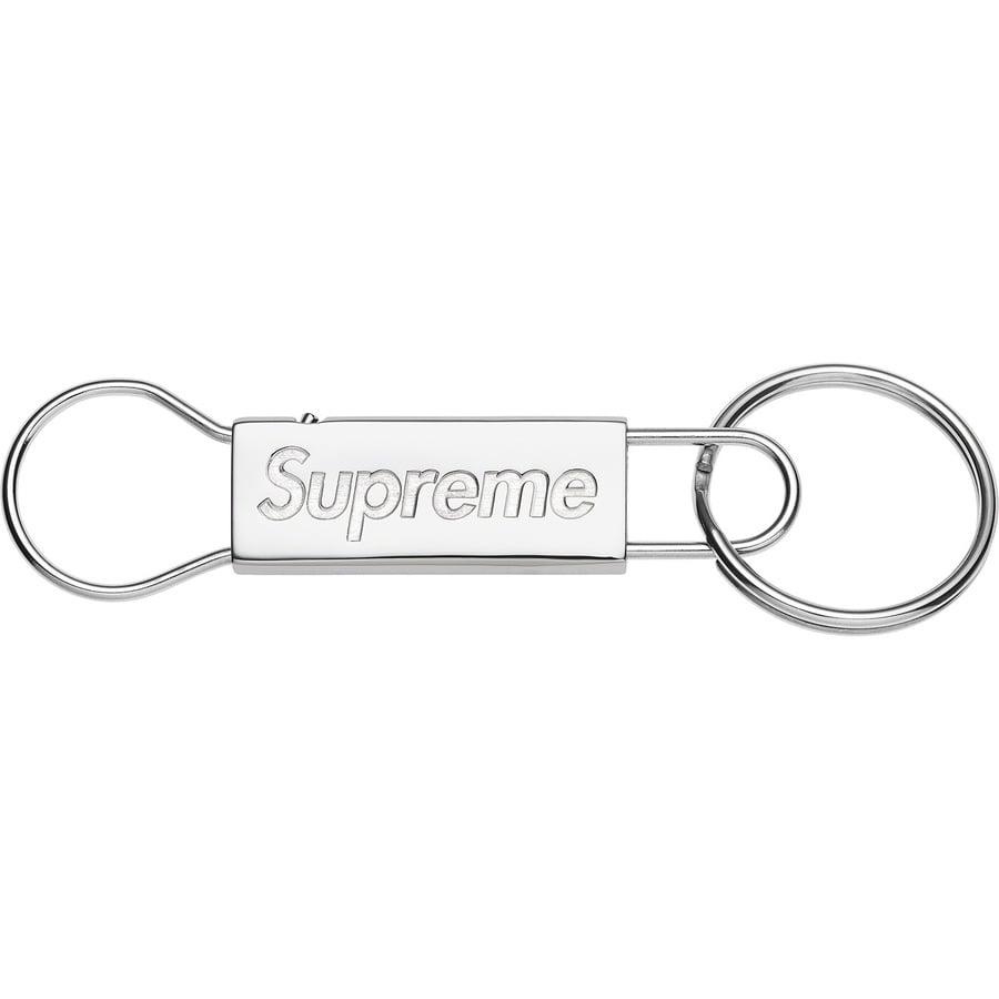 Details on Clip Keychain Silver from spring summer 2022 (Price is $28)