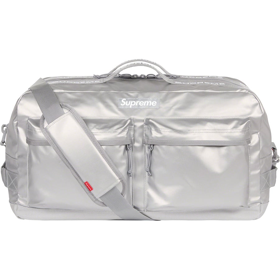 Details on Duffle Bag Silver from fall winter
                                                    2022 (Price is $148)