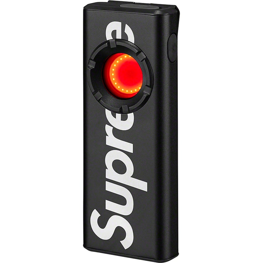 Details on Supreme Nebo Slim 1200 Pocket Light Black from fall winter
                                                    2022 (Price is $58)