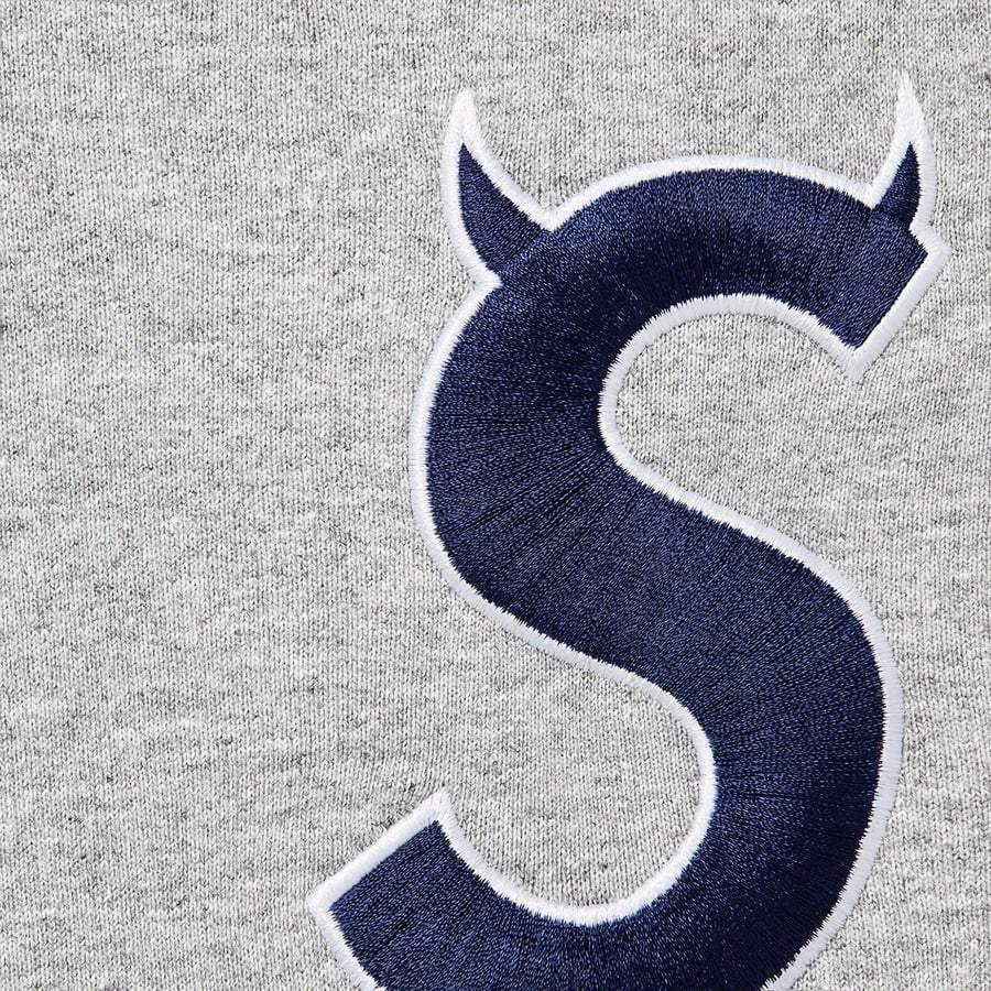 Details on S Logo Hooded Sweatshirt Heather Grey from fall winter
                                                    2022 (Price is $158)