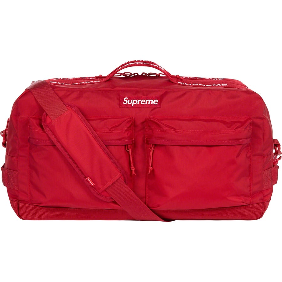 Details on Duffle Bag Red from fall winter
                                                    2022 (Price is $148)