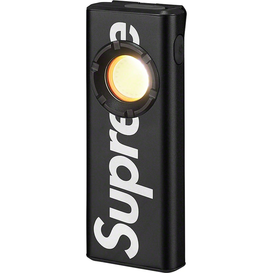 Details on Supreme Nebo Slim 1200 Pocket Light Black from fall winter
                                                    2022 (Price is $58)