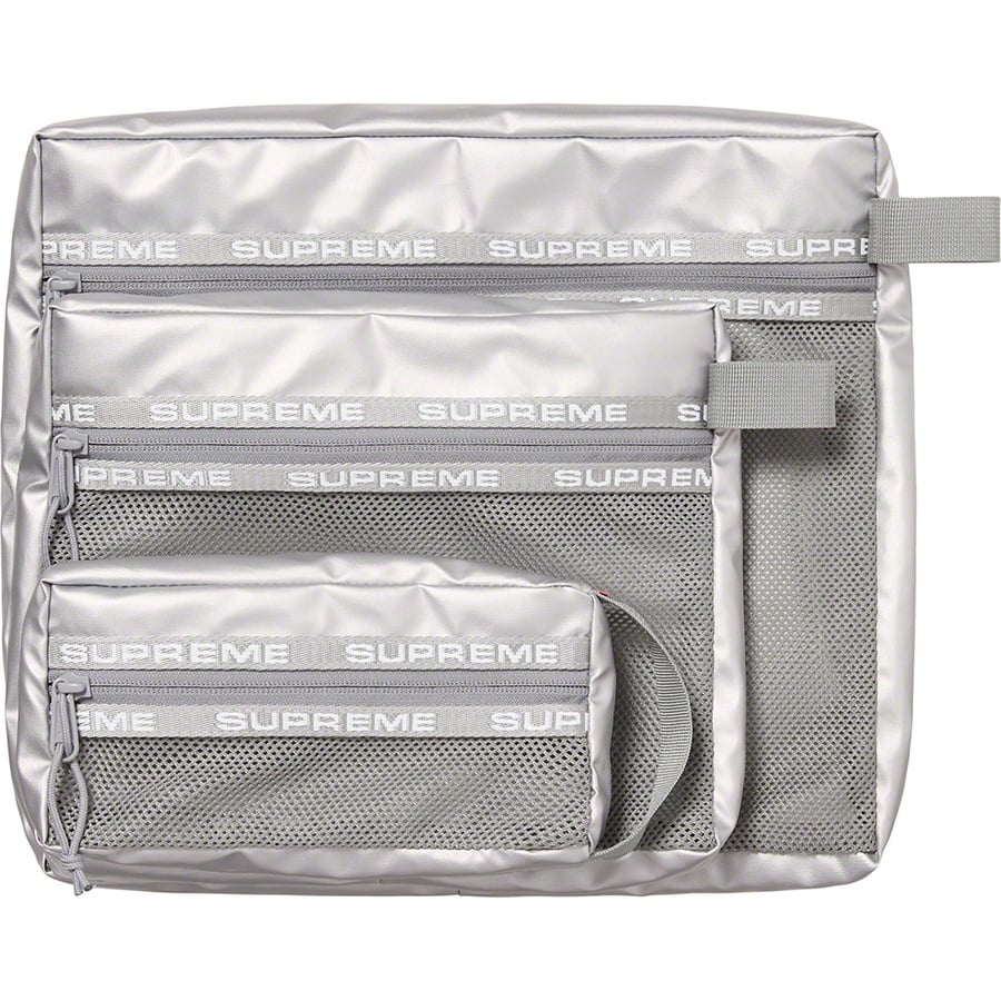 Details on Organizer Pouch Set Silver from fall winter
                                                    2022 (Price is $58)