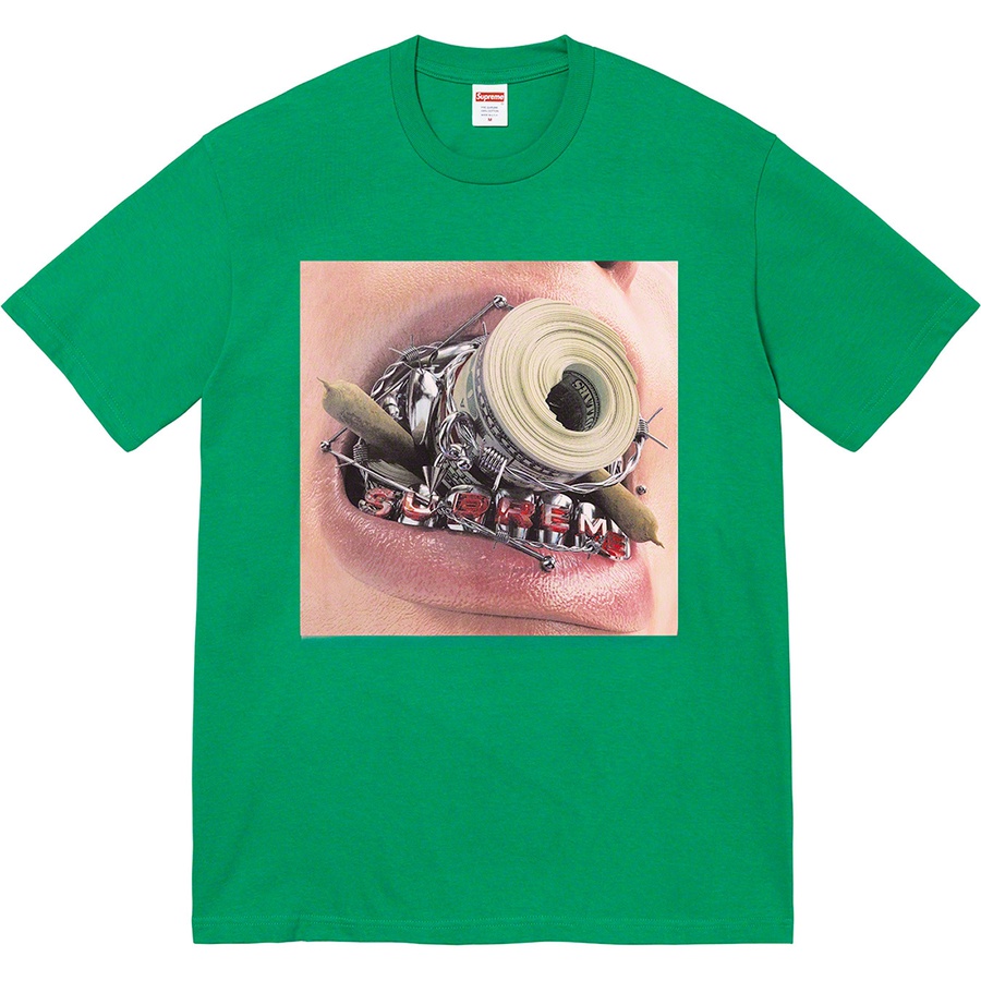 Details on Braces Tee Green from fall winter
                                                    2022 (Price is $40)