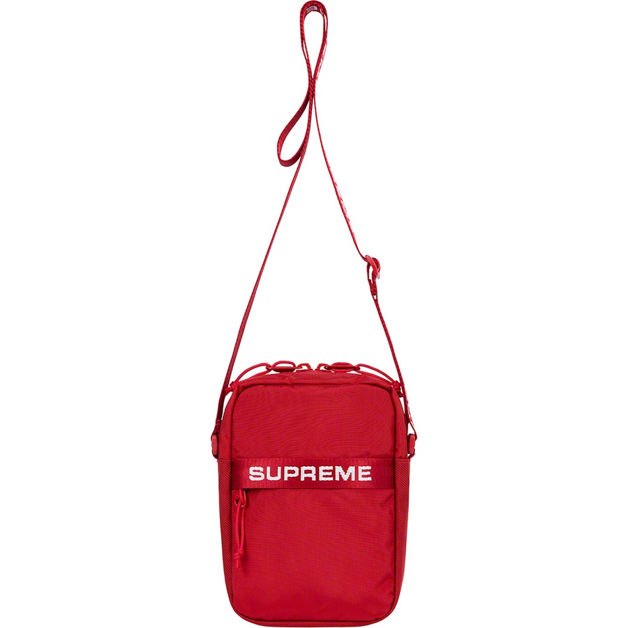 Details on Shoulder Bag Red from fall winter
                                                    2022 (Price is $54)
